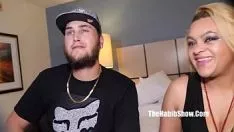 Reproducir Nation vagabundo creo pareja triada interracial