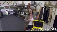 Reproducir Hermoso aficionado entrenado