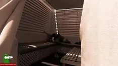 Jouer Une caméra espion le voit nourrir tout le minou. san091
