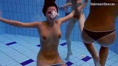 Abspielen Trey Missys mit Matrosova in Schwimmbädern