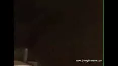 चलाएँ Sexxy श्यामला गैर-पेशेवर बच्चा इसे हल्के ढंग से और कामोत्तेजना कर रहा है
