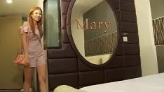 再生 sexholidaymakerによって犯された滑らかな髪のアジアのfloozy