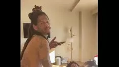 播放 与 gakteeem4 和 gialov3ly 的三合会