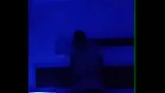 Reproduzir Minha prostituta amando o título de ladrador