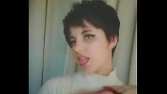 Abspielen Ich stelle mir alles vor, außer fucworld-beater tribade bösartig das jungfräuliche Arschloch von Albizia Samatha und ich spritze mein Sperma auf sie