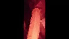 Reproducir Actuando solo con mi consolador de 22 cm