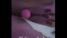 Jouer Glis glisa gozando com o vibrador consonne melissavelar