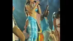 Oynat Anitta, Brezilya fıstığındaki sıcak ekran