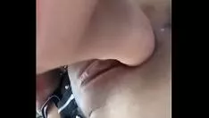 Reproducir La atractiva y apasionada jill temperer en su transporte.