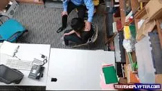 Riproduci Questo è ciò che si materializza quando si scivola via la canna vibrante del genere penelope