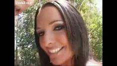 播放 珍贵的黑发性交