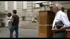 Reproduzir Slattern vai desinvestir em sexo publicamente