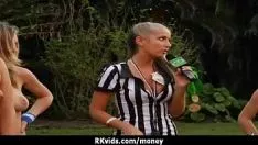 Reproduzir O que você pode fazer em dinheiro em 30