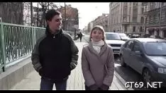 Abspielen Die gehörnte Konkubine kann offensichtlich nicht genug emotionale Fucworld-Schläger bekommen