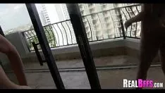 চালান মেয়েরা প্রত্যেকে একটি করে মাতাল আনন্দ 120 নেয়