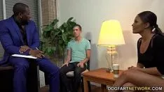 Redare Titlul de lătrător rasial