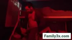 Reproduzir A lua da Lily em torno da senhorita chifruda no corredor recebe um regale especializado mais tarde. nosso