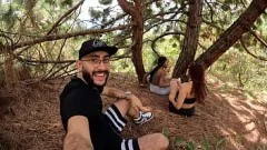 Redare Trio lesbiene în aer liber: latine curve AllisonMaya și BlackBarbiie cu un soldat norocos