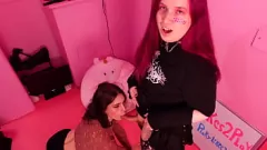 Putar 2 Babes trans yang tak tertahankan di Bareback Anal & Creampie POV yang intens