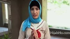 Reproduzir Mandamento uma senhorita no hijab como foder