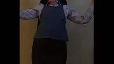 播放 M 训练有素的修女在她之前脱光衣服